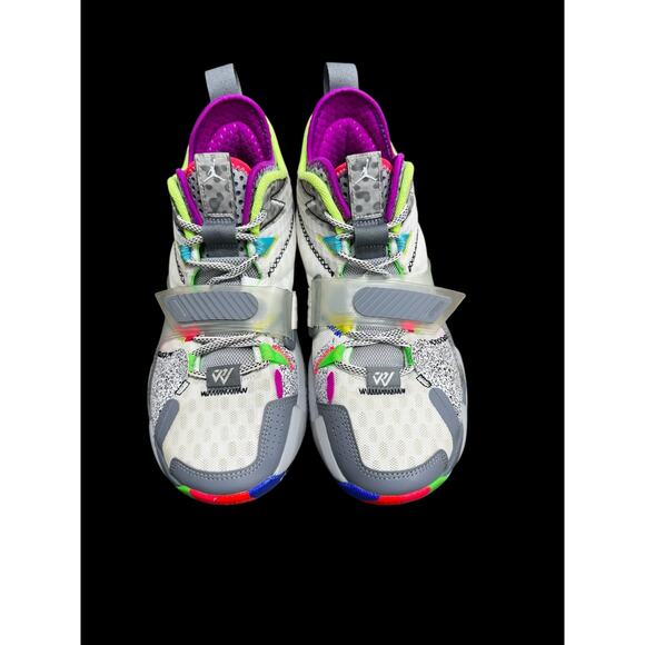 Nike
Jordan Russell Westbrook "Why Not?" Zer0.3 
White-Cool Grey 
Size 8 - Picture 11 of 16